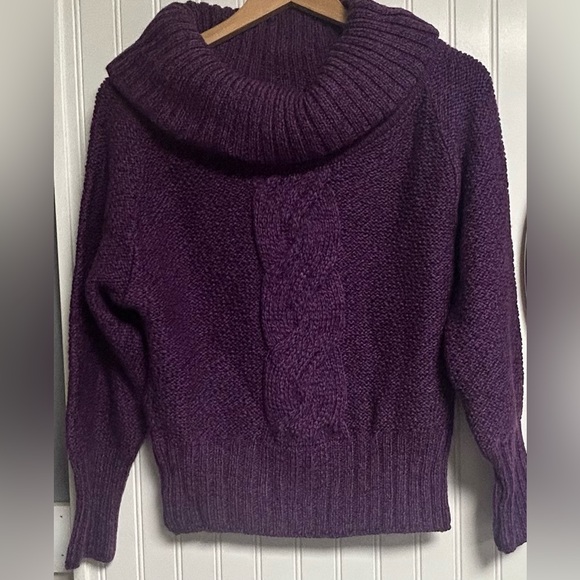 Carraig Donn Irish Merino Wool Sweater Cable Knit Cowl Neck Purple Sz Medium - Picture 2 of 5
